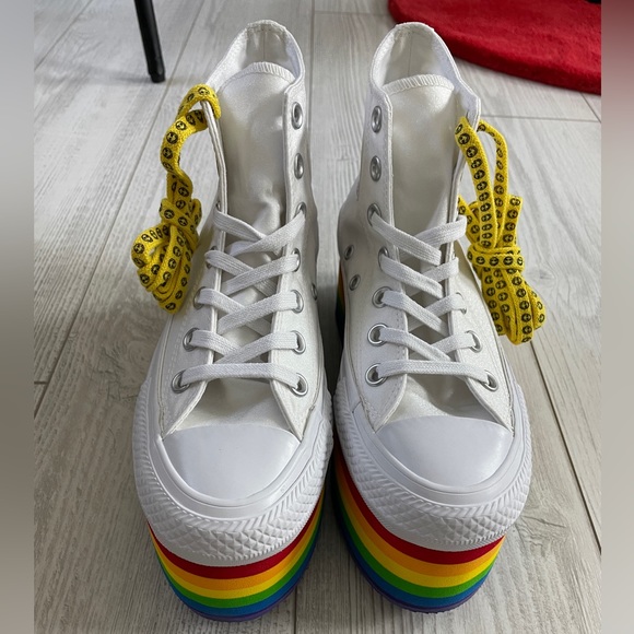 Miley Cyrus X Converse Pride Chuck Taylor All Star Platform High - Picture 4 of 9